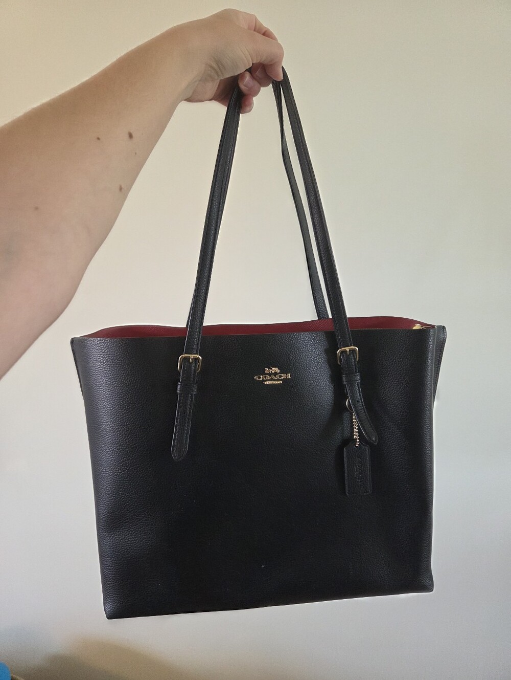 Coach pebbled leather mollie tote bag purse 25 black red